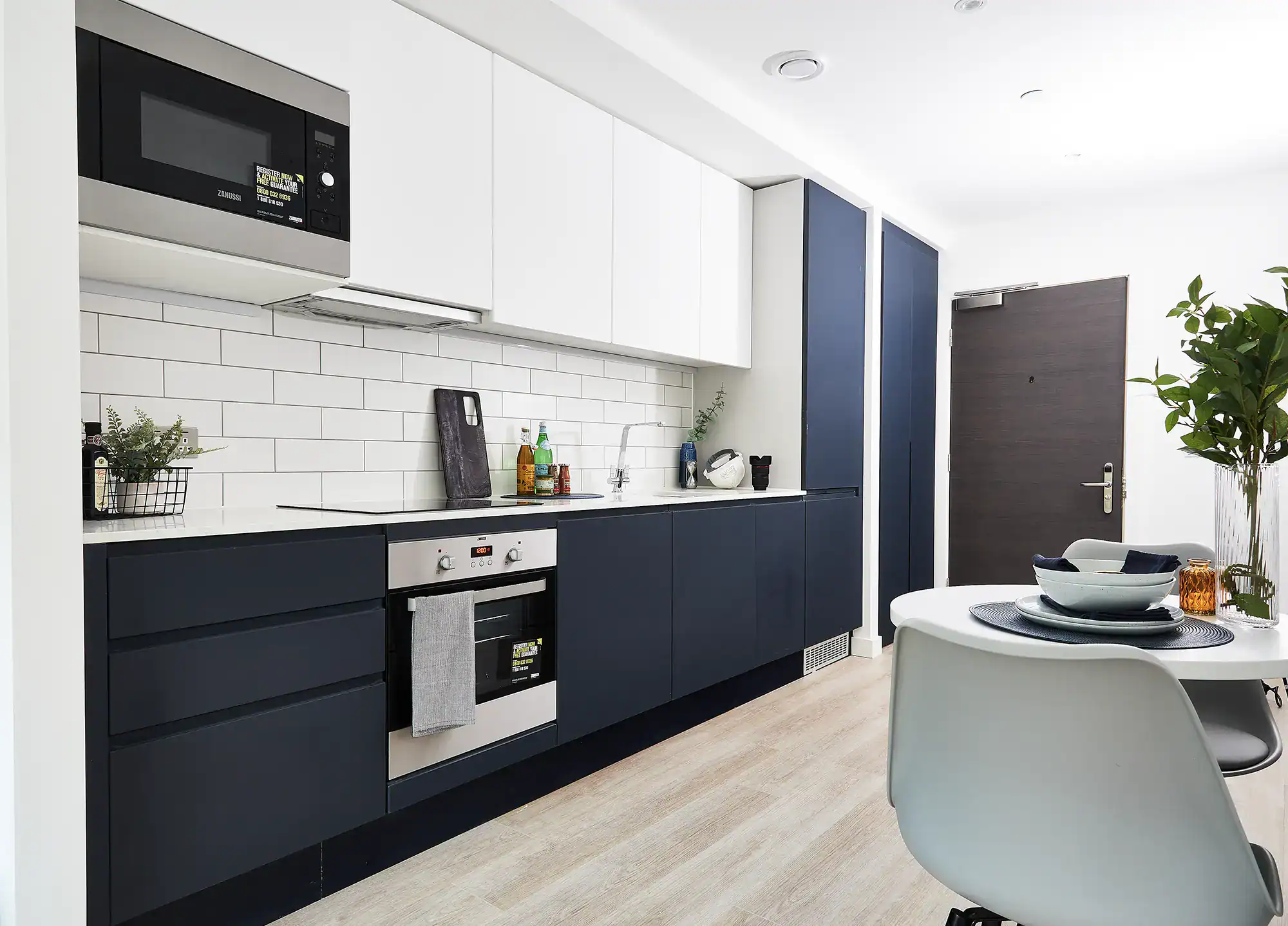 vita-living-cirlce-square-apartment-kiitchen-table Vita Living Circle Square Kitchen