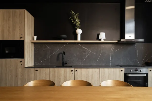 vita-living-cirlce-square-kitchen2