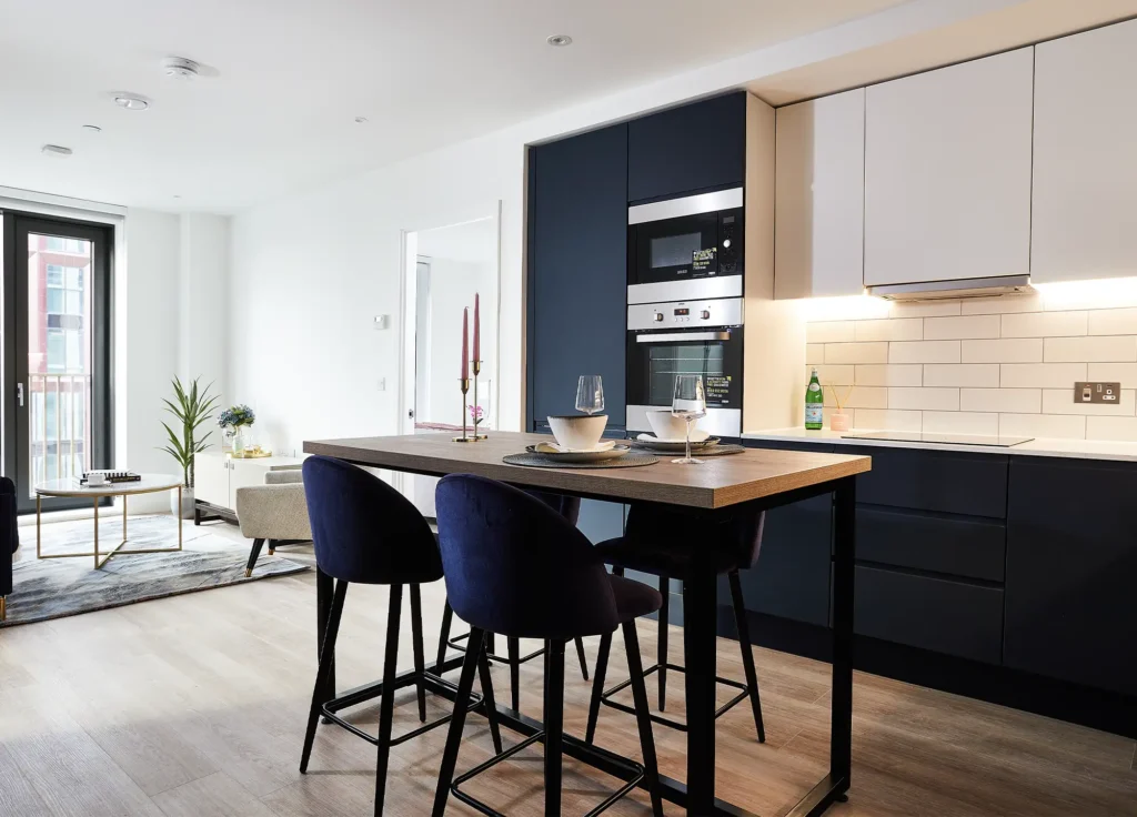 vita-living-cirlce-square-kitchen3 Vita Living Circle Square Apartment